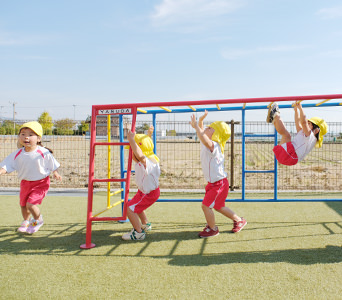 イメージ：安田式遊具で運動遊び